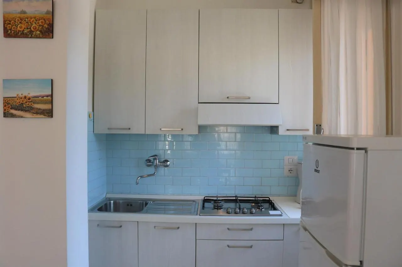 Stay Just Few Meters From The Beach Bibione 0*,